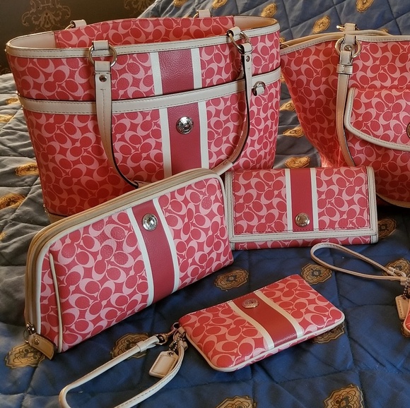 ISO - Picture 3 of 4